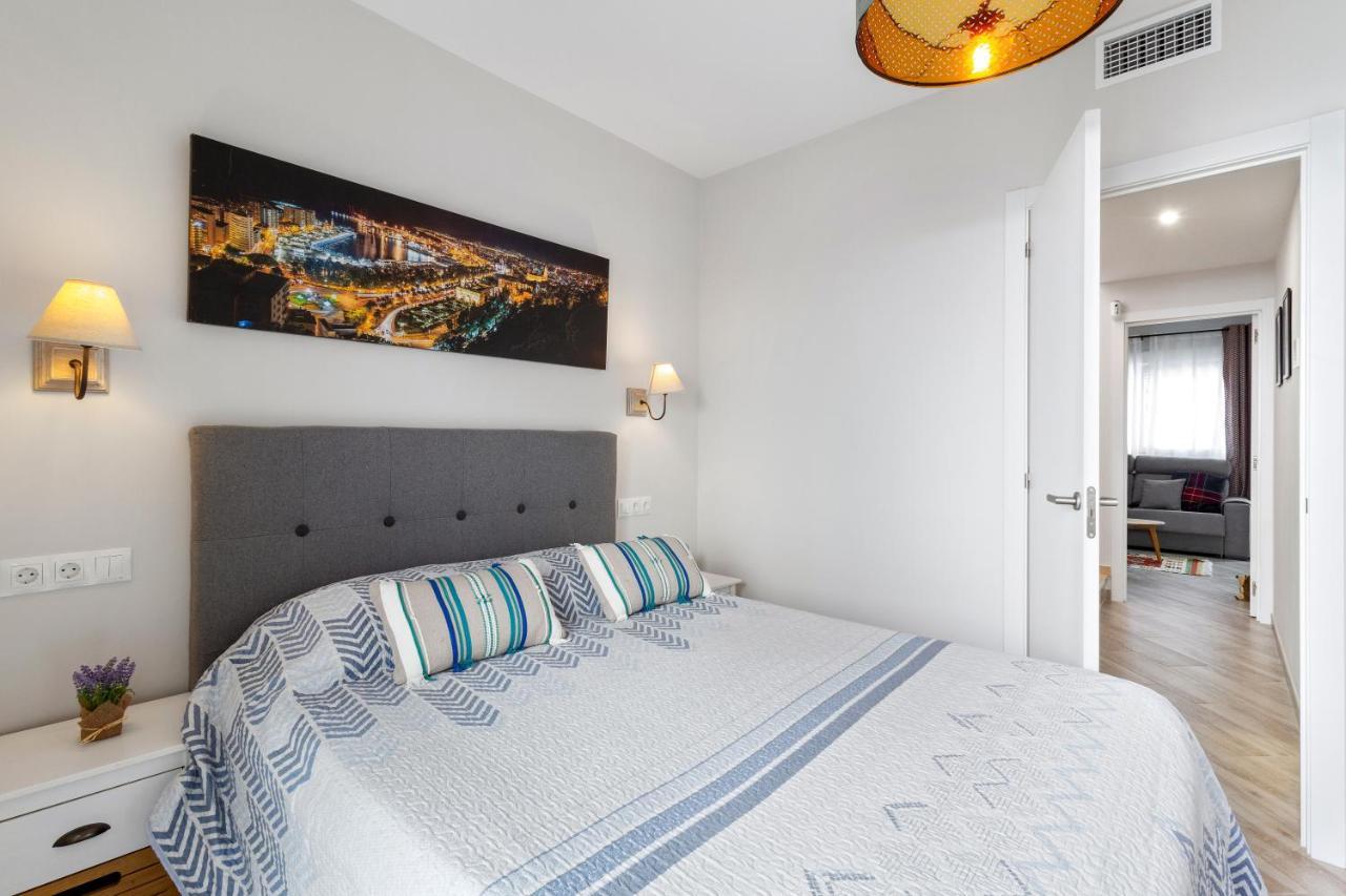 Barcelo 21: Centrally Located Attic with Terrace and Studio Retreat Malaga Exterior photo