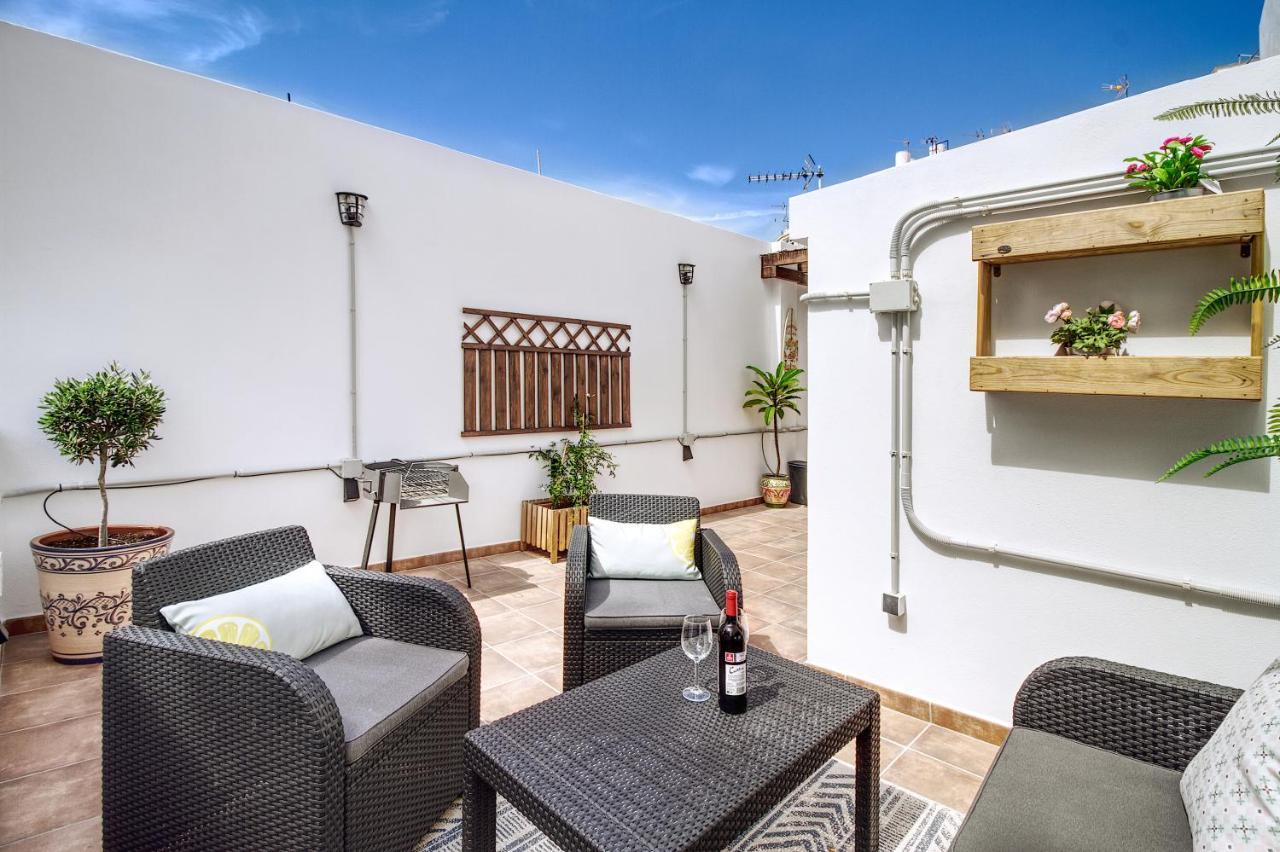 Barcelo 21: Centrally Located Attic with Terrace and Studio Retreat Malaga Exterior photo