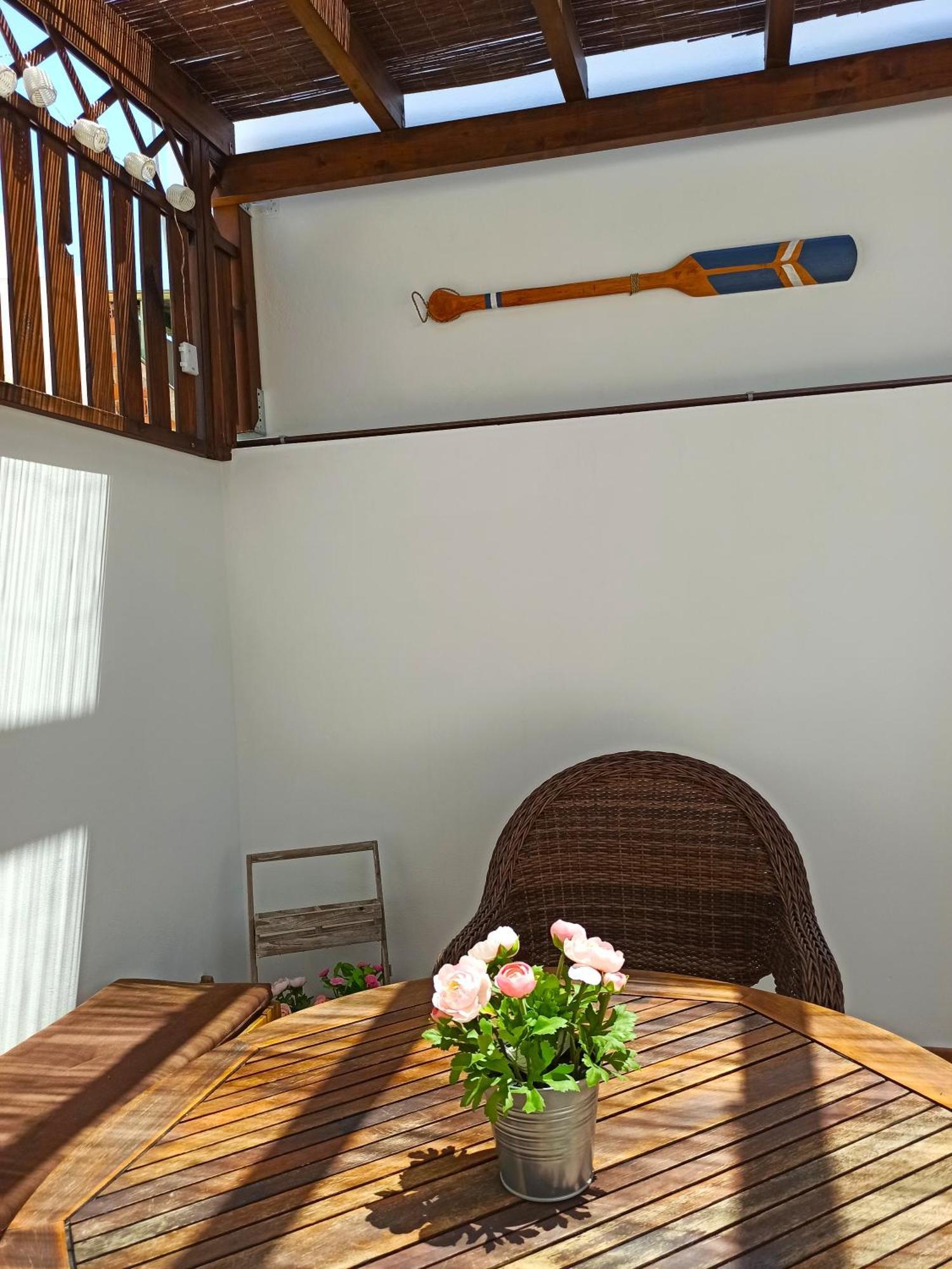 Barcelo 21: Centrally Located Attic with Terrace and Studio Retreat Malaga Room photo